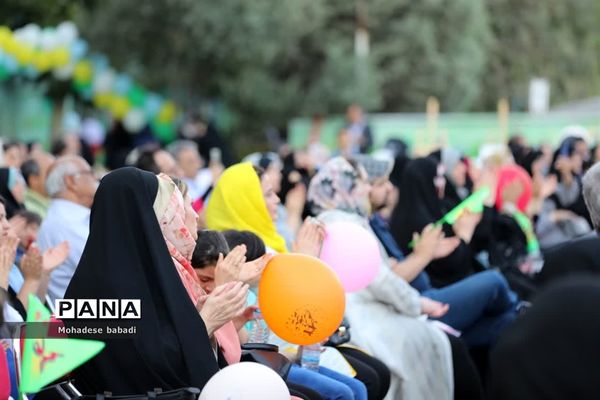 جشنواره بزرگ شیرینی غدیر در کانون فرهنگی- تربیتی قدس