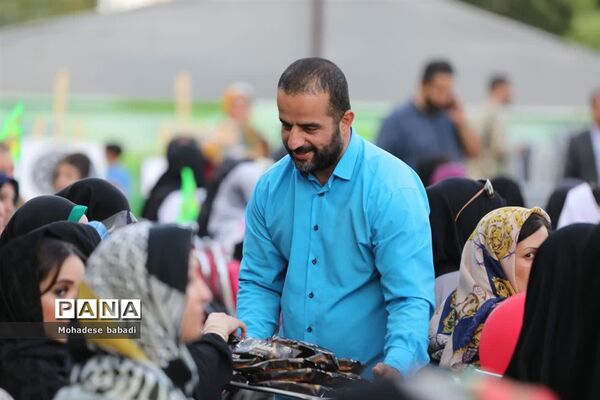 جشنواره بزرگ شیرینی غدیر در کانون فرهنگی- تربیتی قدس