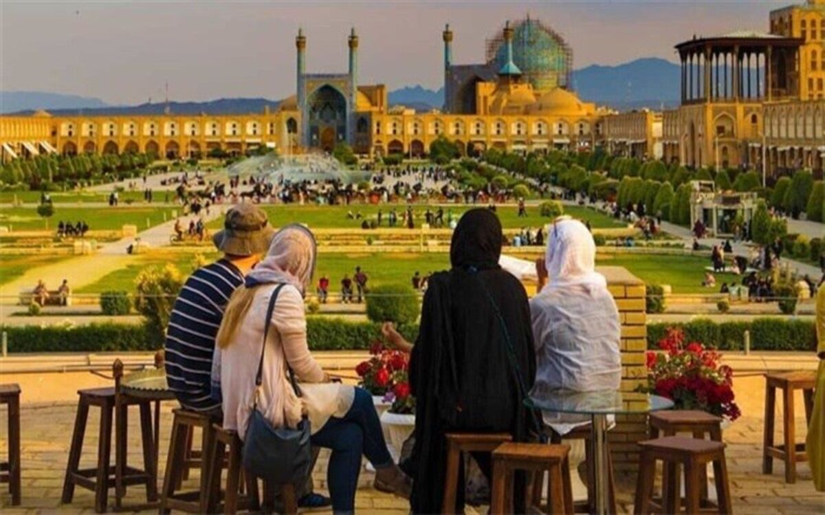 ارزآوری ۶.۲ میلیارد دلاری گردشگران خارجی برای ایران در ۲۰۲۲