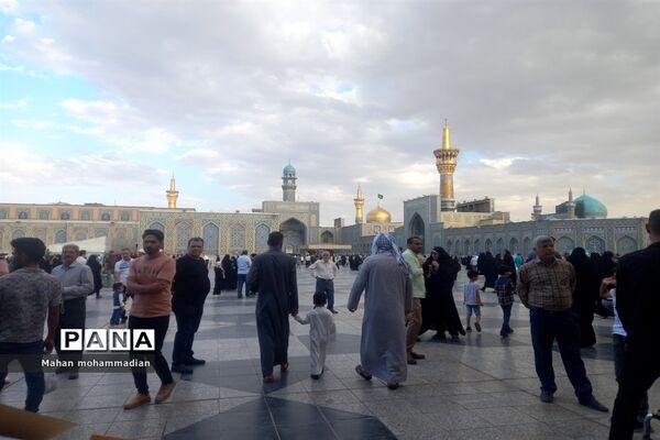 حس و حال حرم مطهر رضوی در بزرگترین عید شیعیان، غدیرخم