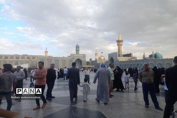 حس و حال حرم مطهر رضوی در بزرگترین عید شیعیان، غدیرخم