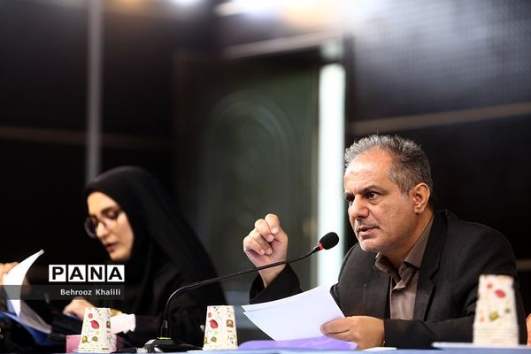 جلسه توجیهی یازدهمین دوره مجلس دانش‌آموزی در اردوگاه شهید‌باهنر