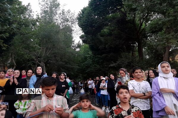 برگزاری جشن دهه امامت‌ و ولایت در اصفهان
