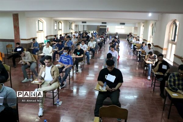 جلوه‌هایی از کنکور سراسری در دانشگاه قم