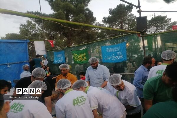 همایش بزرگ پیاده‌روی عید غدیرخم در کاشمر