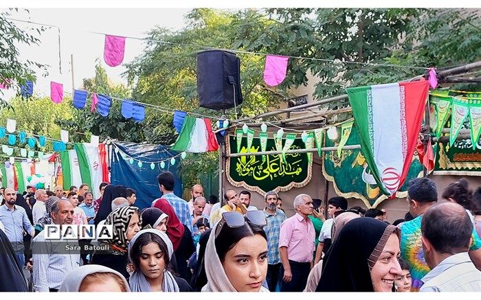 ستاد گردشگری شهرداری تهران با برپایی موکب میزبان شهروندان بود