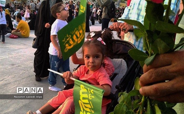 حال خوش کودکان تهرانی در جشن بزرگ غدیر
