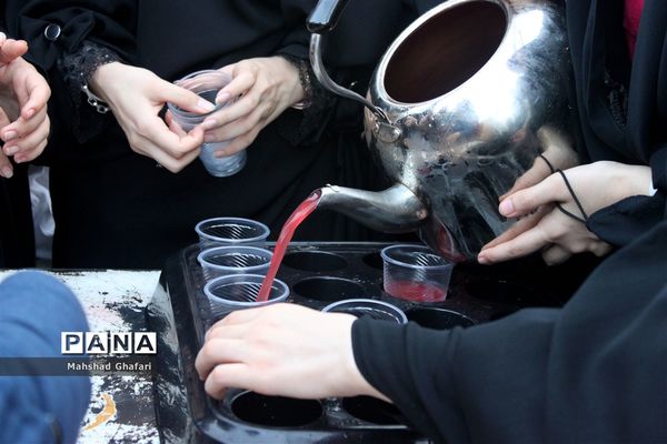 مهمانی بزرگ عید غدیر در اراک