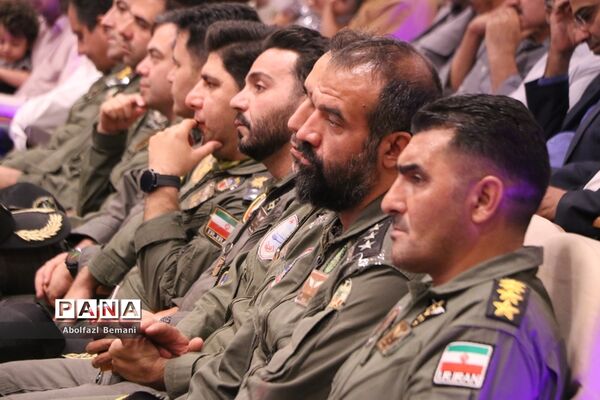 مراسم گرامیداشت سالروز رژه حماسی هوانیروز در محضر امام خمینی(ره)