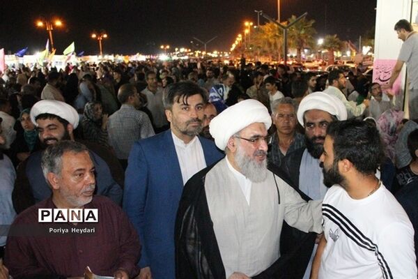 مهمانی غدیر در ساحل بوشهر