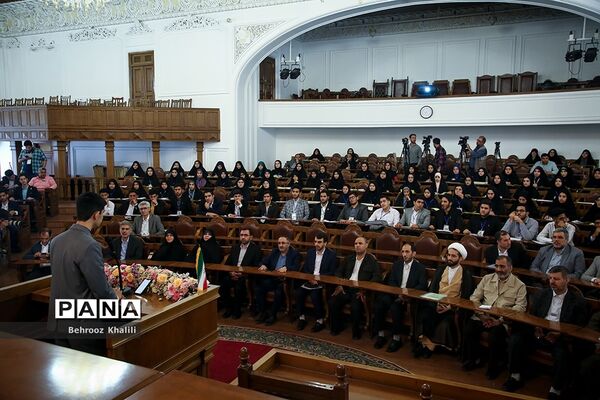 افتتاحیه یازدهمین دوره مجلس دانش‌آموزی
