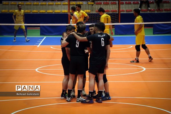 مسابقات والیبال فرهنگیان روز اول