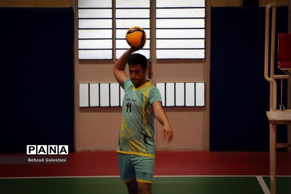 مسابقات والیبال فرهنگیان روز اول