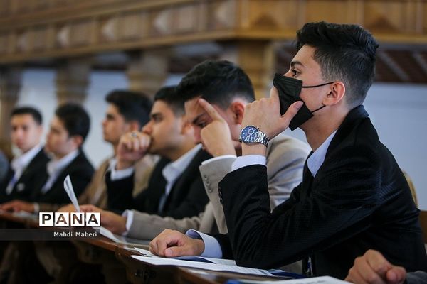 افتتاحیه یازدهمین دوره مجلس دانش‌آموزی/۳