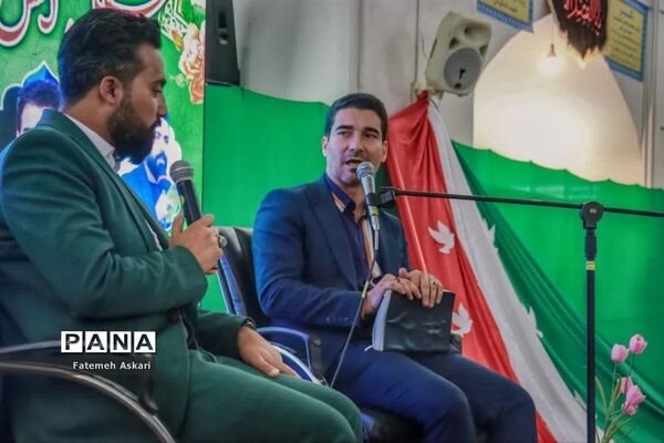 برگزاری محفل انس با قرآن کریم در مصلی قدس شهرستان تفت