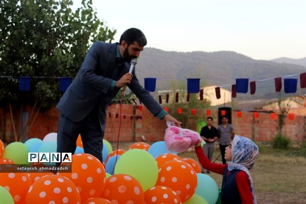 جشن دهه نودی‌ها در گلوگاه