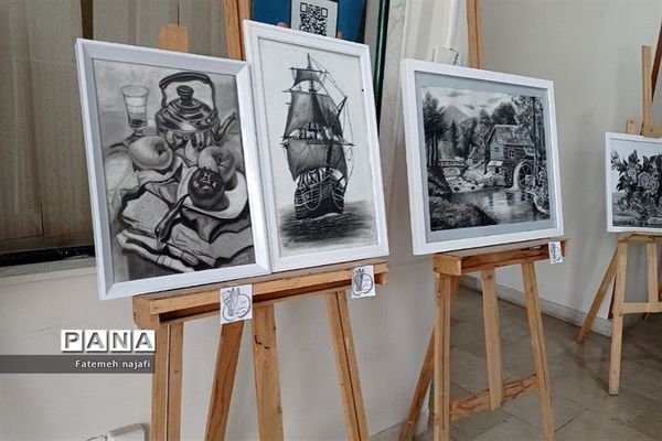 برگزاری نمایشگاه آثار هنرجویان طراحی در بهارستان دو