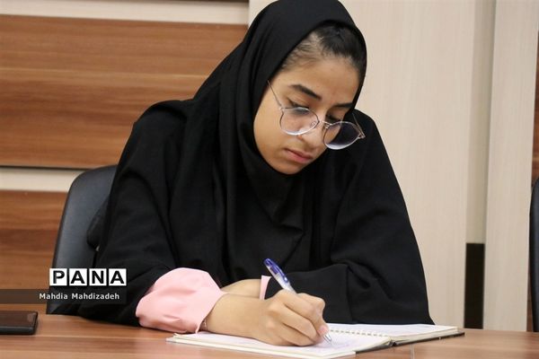 کارگاه تولید محتوای رسانه‌ای با همکاری سازمان تبلیغات در محل سازمان دانش‌آموزی