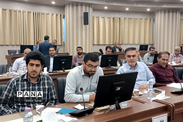 نشست مشترک مدیران و نماینده بانوان سازمان بسیج فرهنگیان استان فارس