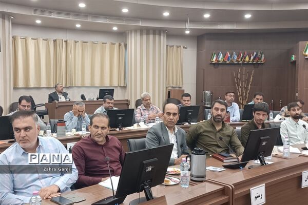 نشست مشترک مدیران و نماینده بانوان سازمان بسیج فرهنگیان استان فارس