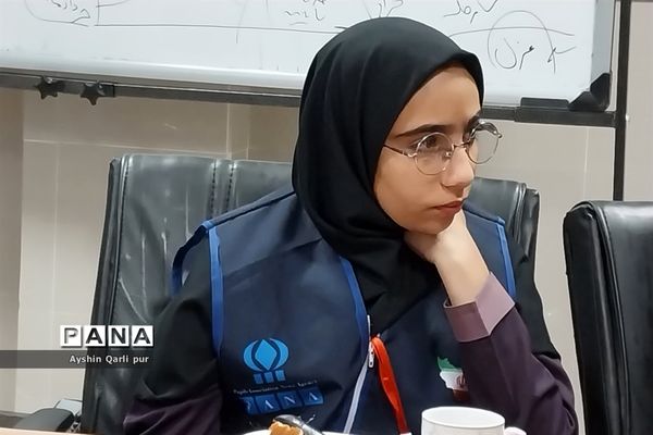 نشست هیات اندیشه‌ورز دانش‌آموزی سازمان دانش‌آموزی استان فارس