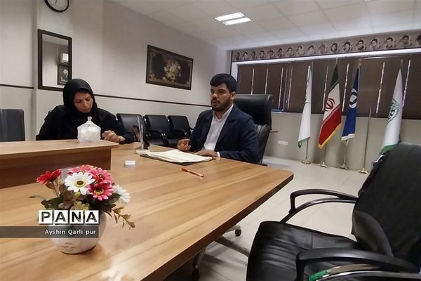 نشست هیات اندیشه‌ورز دانش‌آموزی سازمان دانش‌آموزی استان فارس