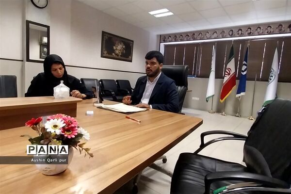 نشست هیات اندیشه‌ورز دانش‌آموزی سازمان دانش‌آموزی استان فارس
