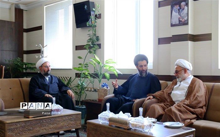 هیئت‌های مذهبی دانش‌آموزی نقش مهمی در تربیت دانش آموزان ولایی دارند