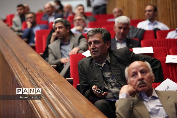 همایش ملی تکریم خیرین مدرسه‌ساز
