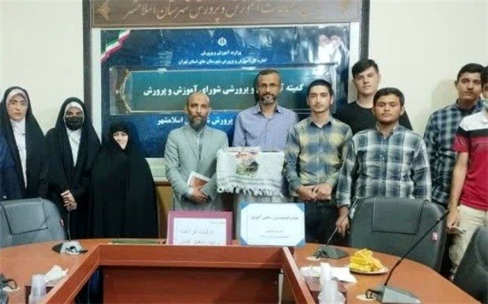 تشکیل هیأت اندیشه‌ورز دانش‌‌آموزی با هدف ایجاد حس امید به آینده در اسلامشهر