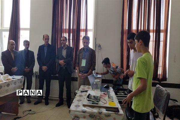 برگزاری جشنواره استانی نوجوان خوارزمی  در اصفهان