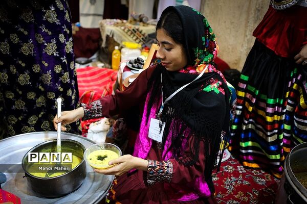 دومین روز نمایشگاه الف تا