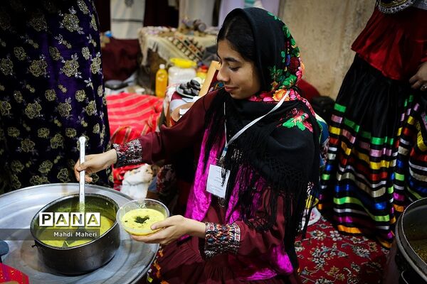 دومین روز نمایشگاه الف تا