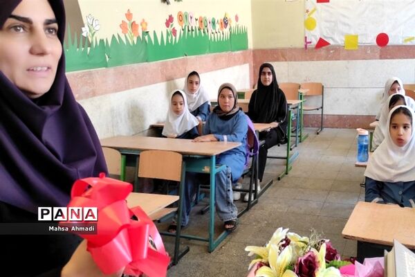 پایگاه تابستانی اوقات فراغت در دبستان شهید‌سیفی رباط‌کریم