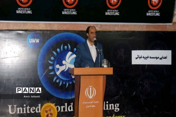 مراسم بهره‌برداری از امکانات ورزشگاه شهید ناطق نوری در منطقه ۱۸