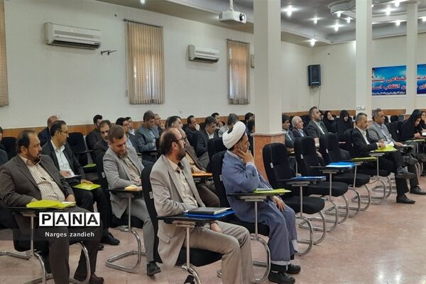 برگزاری کارگاه آموزشی ویژه معاونان و روسای ادارات سوادآموزی استان‌ها در ملارد
