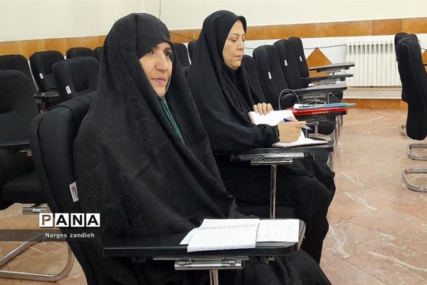 برگزاری کارگاه آموزشی ویژه معاونان و روسای ادارات سوادآموزی استان‌ها در ملارد