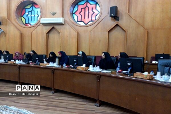اعزام ۱۵۰ نفر از معلمان منتخب فارس به نمایشگاه بین‌المللی الفتا در تهران