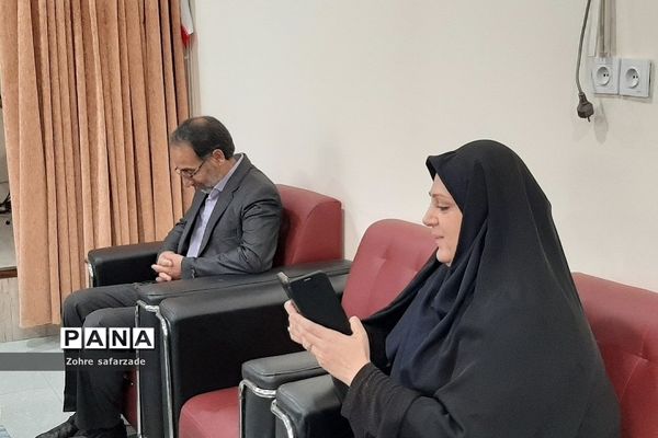 بازدید و حضور مدیر آموزش و پرورش رودهن در کارگاه طرح قرآنی اتقان