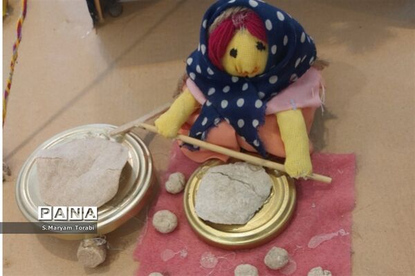 بازدید وزیر آموزش و پرورش از غرفه‌های آموزش و پرورش فارس در نمایشگاه الفتا