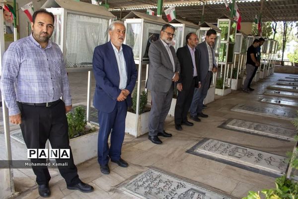 آیین افتتاحیه اولین جشنواره تئاتر خیابانی محلات