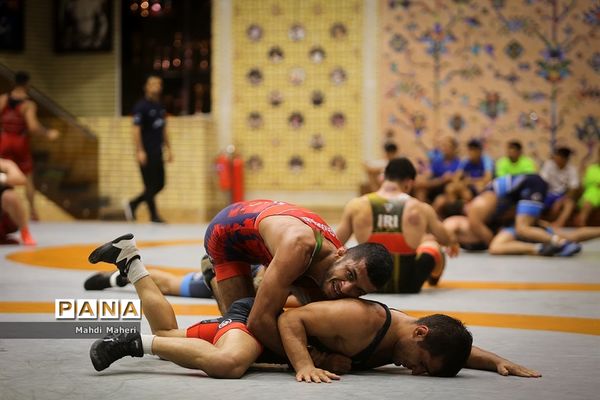 تمرین تیم ملی کشتی فرنگی نوجوانان و بزرگسالان