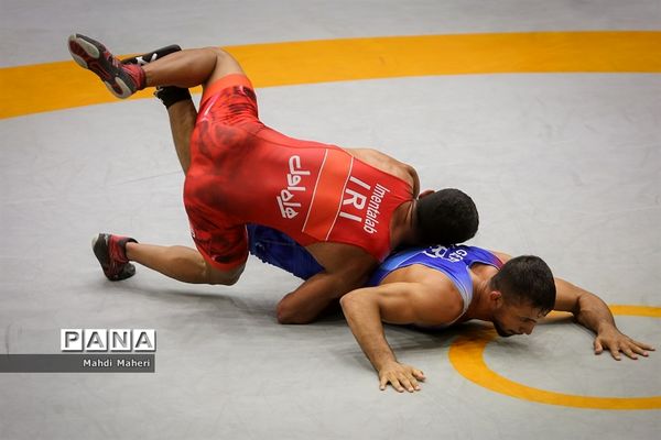 تمرین تیم ملی کشتی فرنگی نوجوانان و بزرگسالان