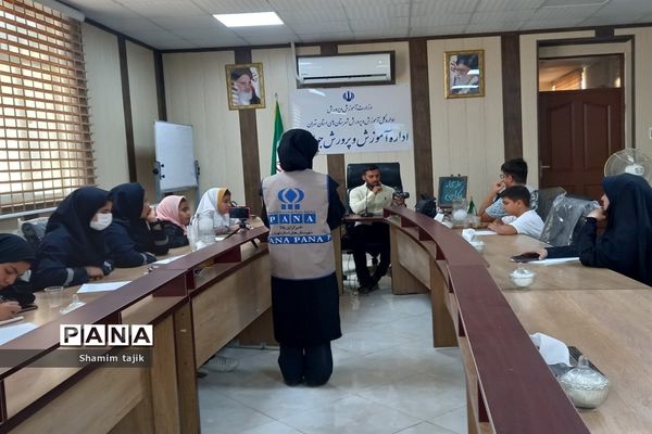 برگزاری ‌ کارگاه آموزشی  عکاسی  برای  دانش آموز  خبرنگاران  پانا  شهر  جوادآباد