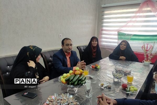 افتتاحیه کلاس‌های اوقات فراغت دانش‌آموزان در مدرسه صادقیه شهرستان شهریار