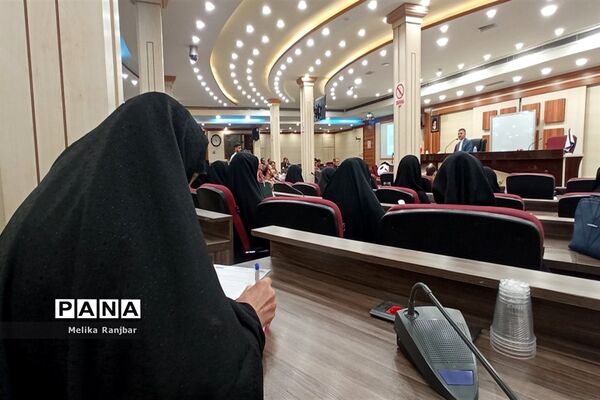 آیین افتتاحیه و نشست توجیهی «لیگ جت» دانش آموزی در قم