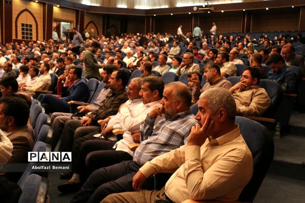 مرلسم گرامیداشت دانش‌آموز شهید «حسین مالکی نژاد» شهید شاخص کشور