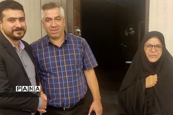 جشن فارغ‌التحصیلی دانش‌آموزان پایه دوازدهم دبیرستان استعدادهای درخشان شهید بهشتی رودهن