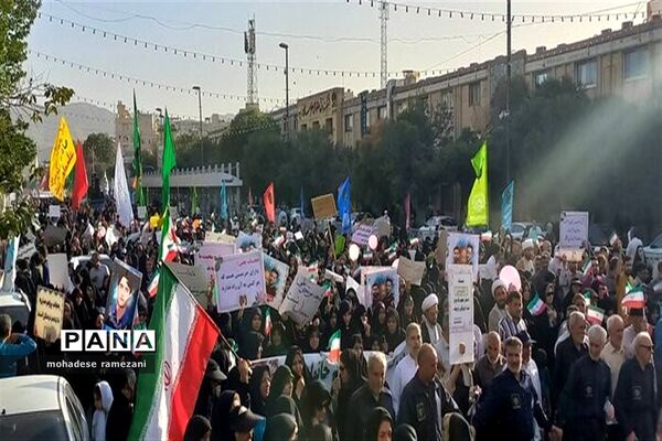 اجتماع عظیم مدافعان حریم خانواده در روز قیام مسجد گوهرشاد مشهد