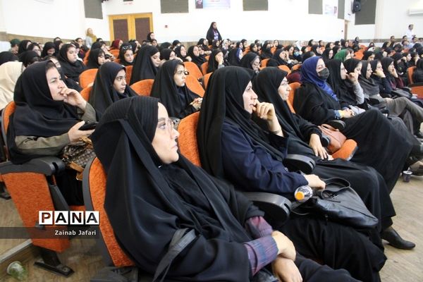 دوازدهمین جشنواره نوجوان سالم در بوشهر